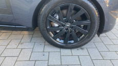 Land Rover Range Rover 3.0 D300 SE 4dr Auto Diesel Estate